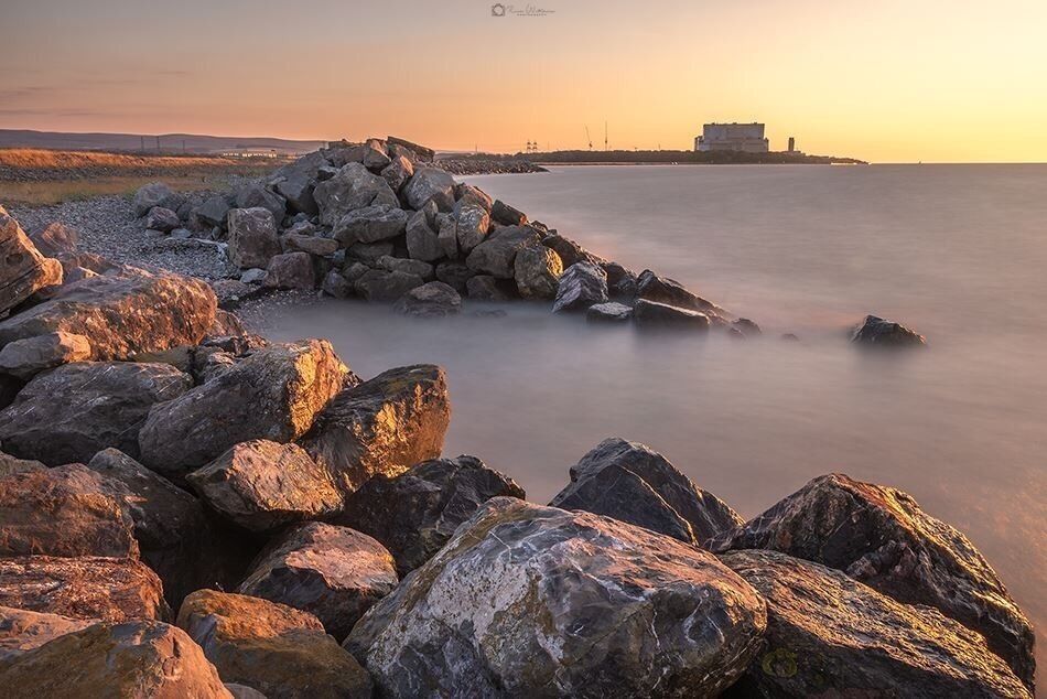 High tide at Stolford beach 