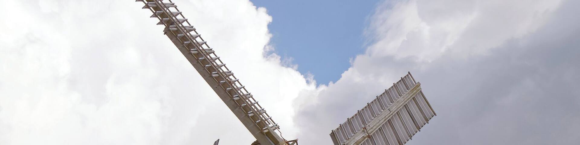 Davisons Mill (built 1866), a Grade I listed smock windmill and museum in Stelling Minnis, Kent, England. Camera: Canon EOS 6D with Canon EF 24-105mm F4L IS USM lens. Software: RAW file lens-corrected, optimized, perhaps cropped, and converted to JPEG with DxO OpticsPro 11 Elite, and likely further optimized with Adobe Photoshop CS2.
