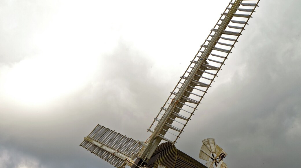 Davisons Mill (built 1866), a Grade I listed smock windmill and museum in Stelling Minnis, Kent, England. Camera: Canon EOS 6D with Canon EF 24-105mm F4L IS USM lens. Software: RAW file lens-corrected, optimized, perhaps cropped, and converted to JPEG with DxO OpticsPro 11 Elite, and likely further optimized with Adobe Photoshop CS2.