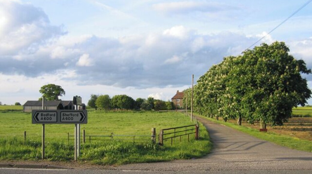New Rowney Farm drive, Southill, Beds. off the A600 BedfordShefford road.