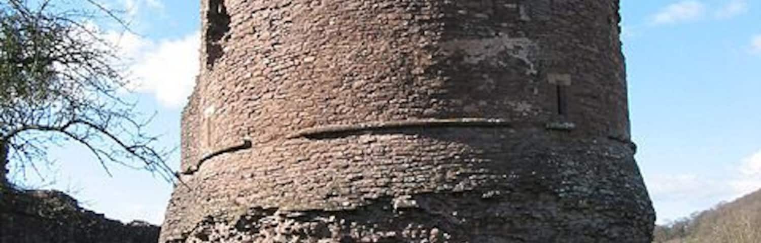 Great Tower, Skenfrith Castle This is a circular keep tower - similar ones can be found at Bronllys and Tretower. This was the main stronghold and residence. An external timber staircase would have led to the main chamber on the first floor and an internal stone spiral staircase led to the rooms above and also to the battlements. It was built around 1230.