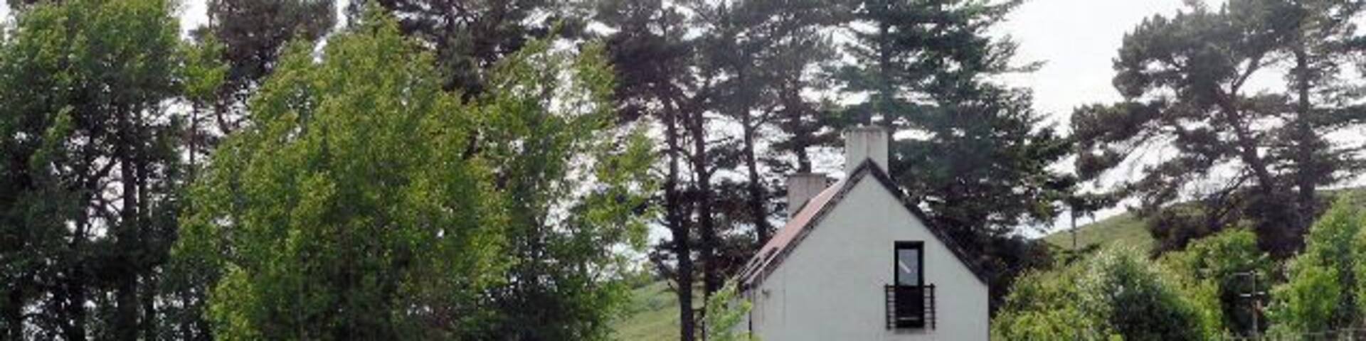 Pretty house on B871