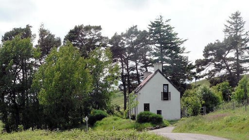 Pretty house on B871