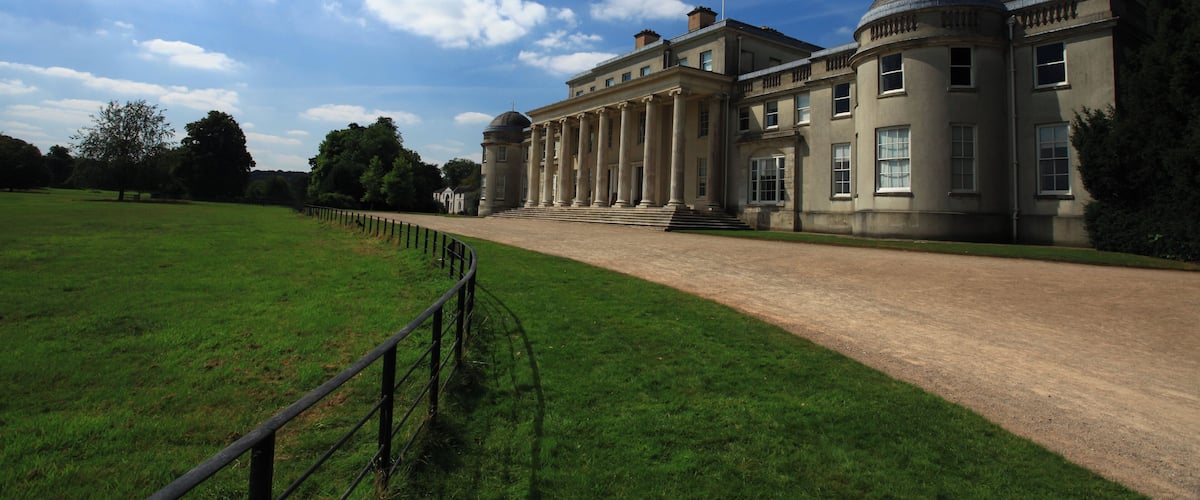 Shugborough Hall Wikidata has entry Q7504671 with data related to this item.