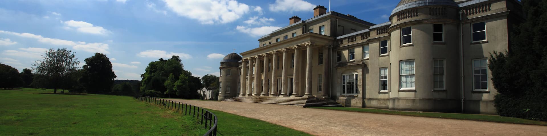 Shugborough Hall Wikidata has entry Q7504671 with data related to this item.