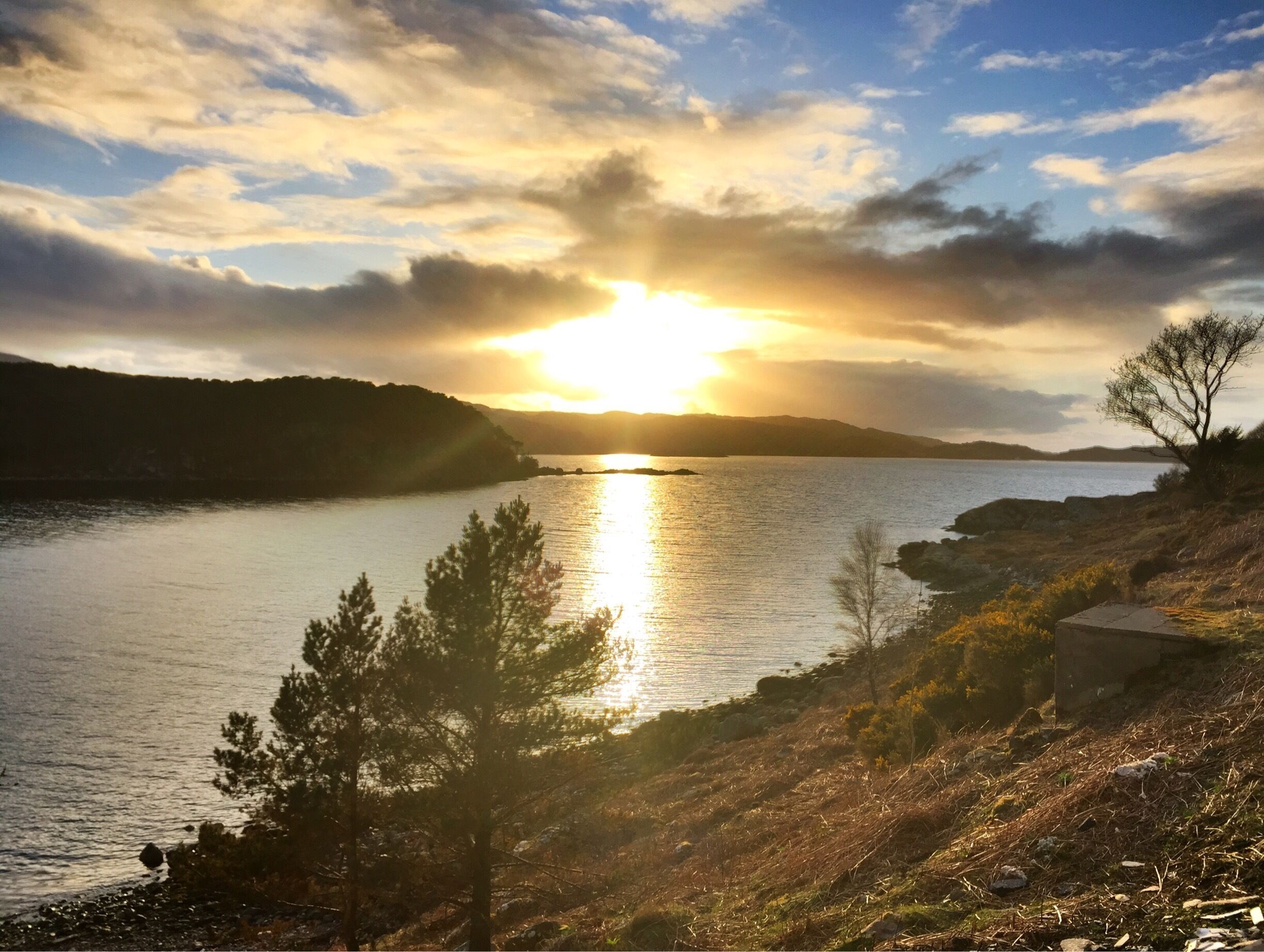 Sunset over Loch Shieldaig in Wester Ross, Scotland. #goldenhour