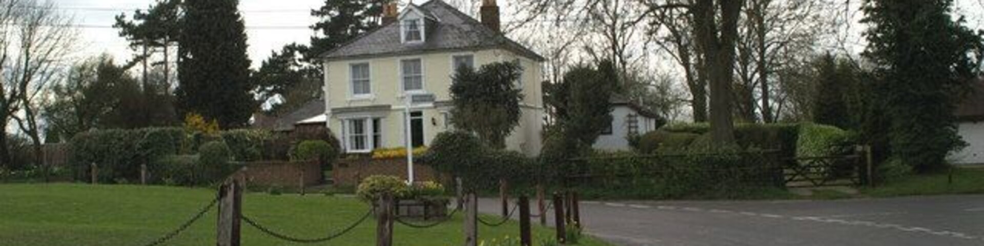 Coldred village green