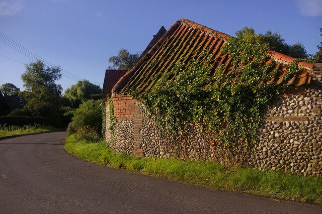 The Old Barn, Saxlingham. Presumably once part of the adjacent Church Farm (see 1055964).