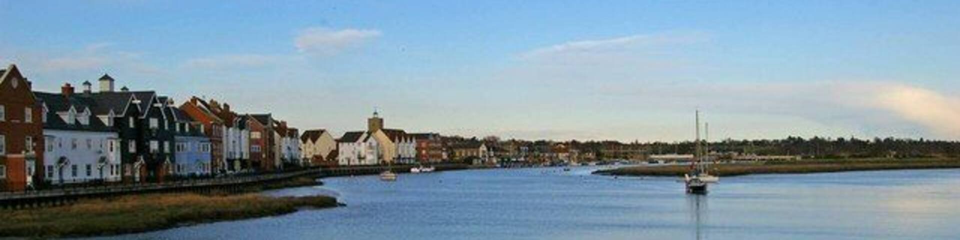 Colne View. The River Colne and Wivenhoe taken from 25812 . Despite appearances the vast majority of the buildings on this part of Wivenhoe waterfront are fairly newly built.