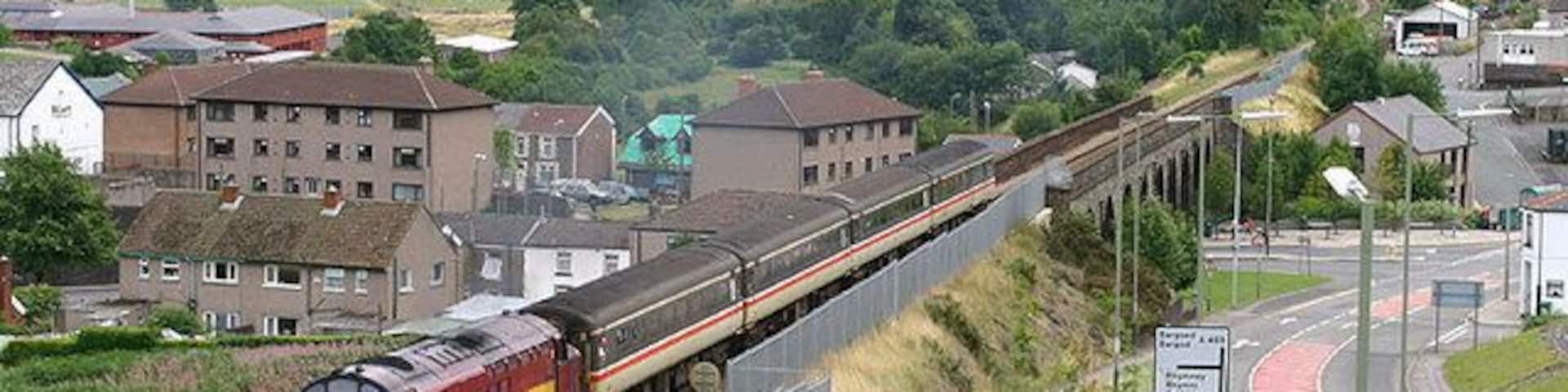 37425 at Pontlottyn Diesel electric locomotive 37425 pulls away from Pontlottyn station, and heads for Rhymney.