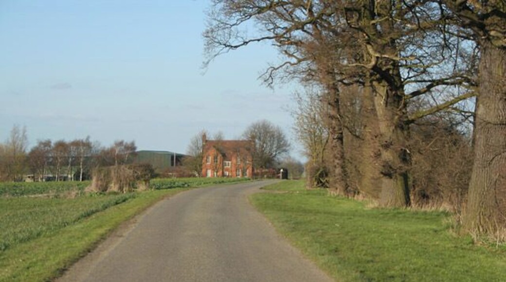 Belvoir Farm The home of Belvoir Fruit Farm cordials: http://www.belvoirfruitfarms.co.uk/