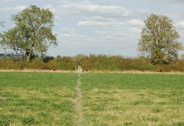 Across a field on the footpath from Priors Marston to Shuckburgh