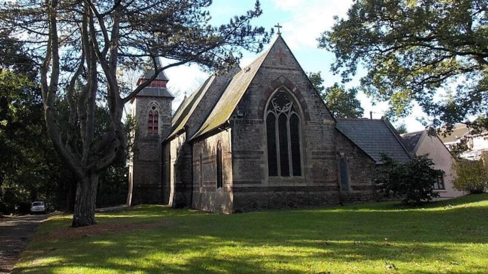 Holy Trinity Church, Pontnewydd, Cwmbran. Located in the SW corner of a large churchyard, The Church in Wales church is set back about 150 metres from Mount Pleasant Road. Built in 1860, the church was Grade II listed in 2000.