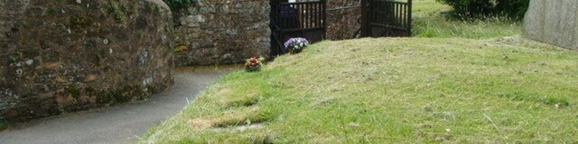 Lych gate, Plymtree church