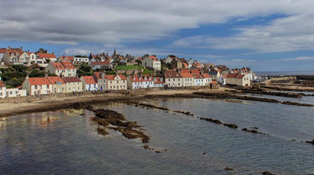 The small town of Pittenweem is just one of the scenic spots along the Fife Coastal Path- a 117km route that runs through rugged coal towns and bustling metropolises, by castles, churches and monuments – and all the while with a view to the rippling North Sea.
We did just a small portion of the Path but it is "on our list" to return and do it all!
For more photos: http://www.hecktictravels.com/fife-coastal-path-scotland