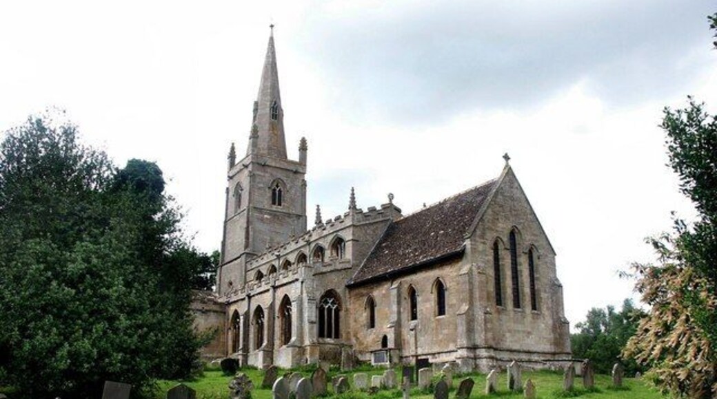 St Michael & All Angels, Heydour