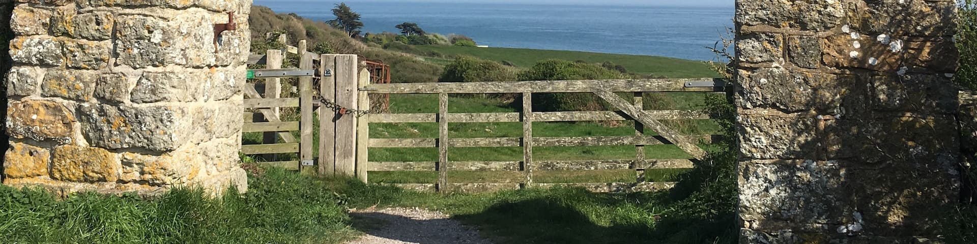 Walk towards St Catherine’s Lighthouse