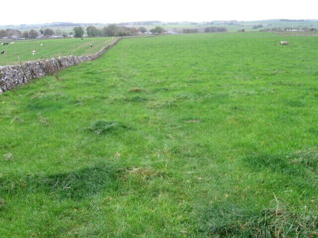 Footpath towards Flagg Footpath has been diverted westwards by one field from that shown on the map