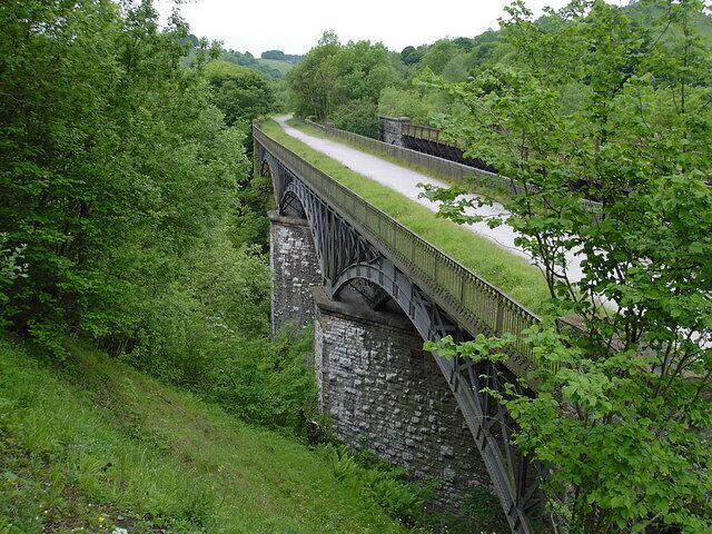 Miller's Dale - south railway viaduct from lime kilns