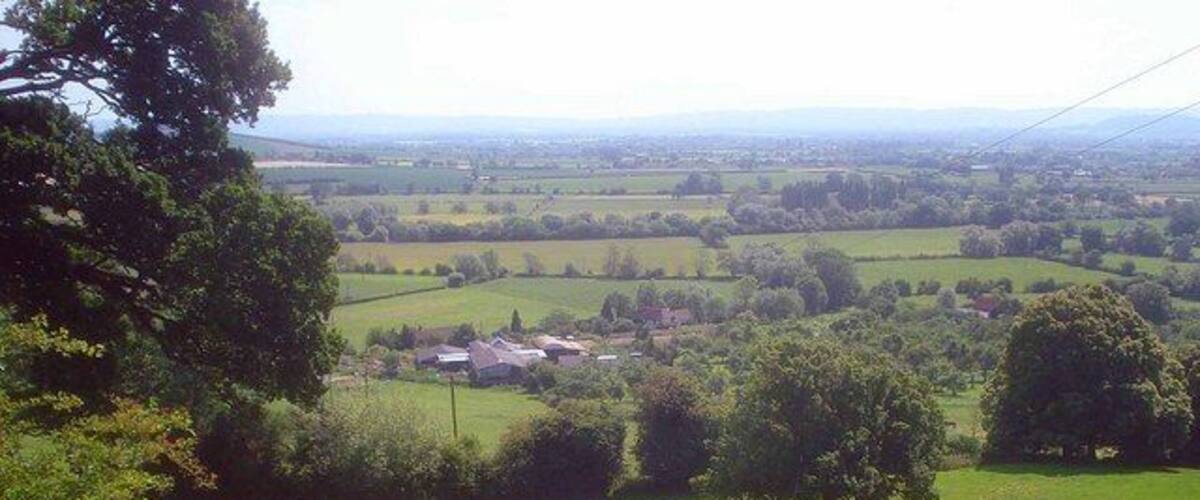 Hillside above Longridge End View east from the bridleway to Longridge Farm.