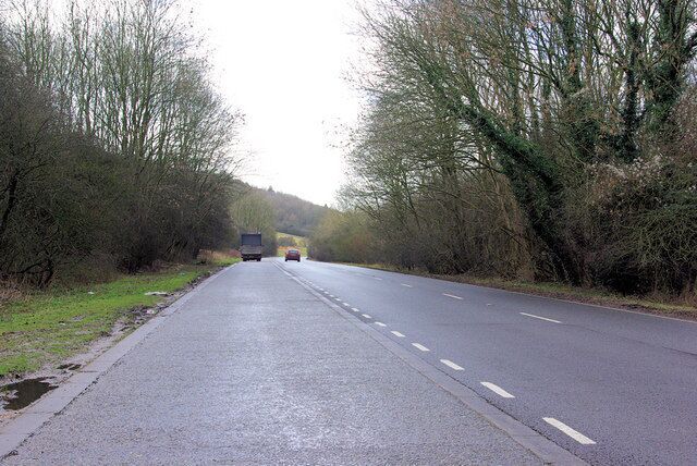 A29 , Fairmile Bottom There is liberal lay-by provision along Fairmile Bottom, a good place to start walks into Rewell Wood.