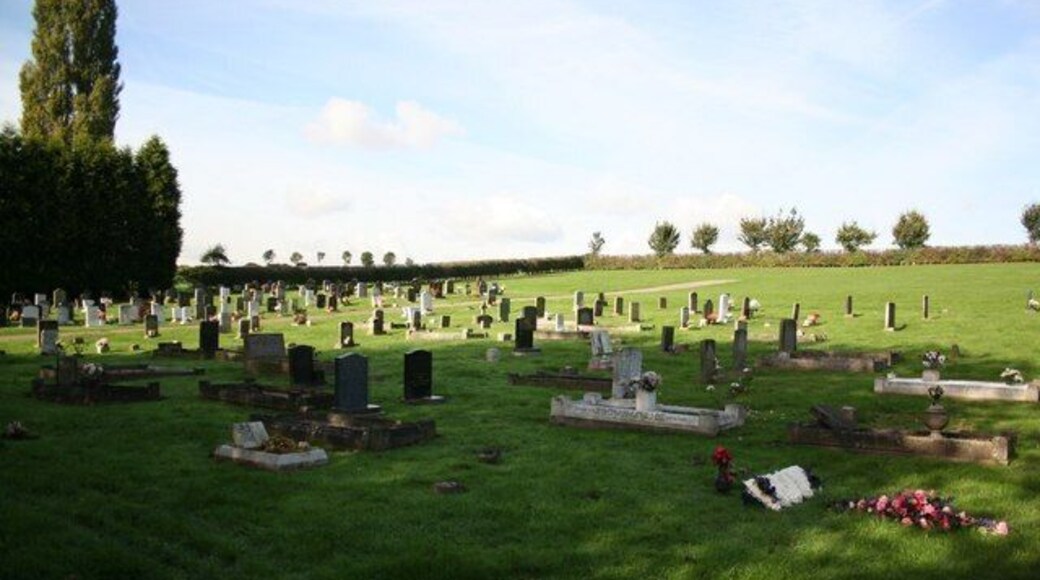 Lowdham Cemetery At the end of Church Lane on the edge of the village