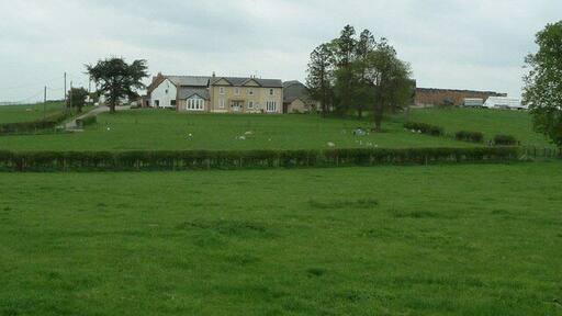 Lopemede Farm. Between Thame and Long Crendon there is a lot of farmland. This is one of the farms along the B4011. The land bordering the River Thame near here often has large areas flooded.