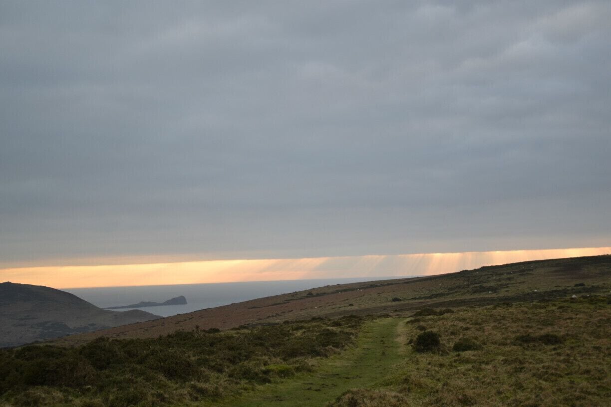 The heavens are awake