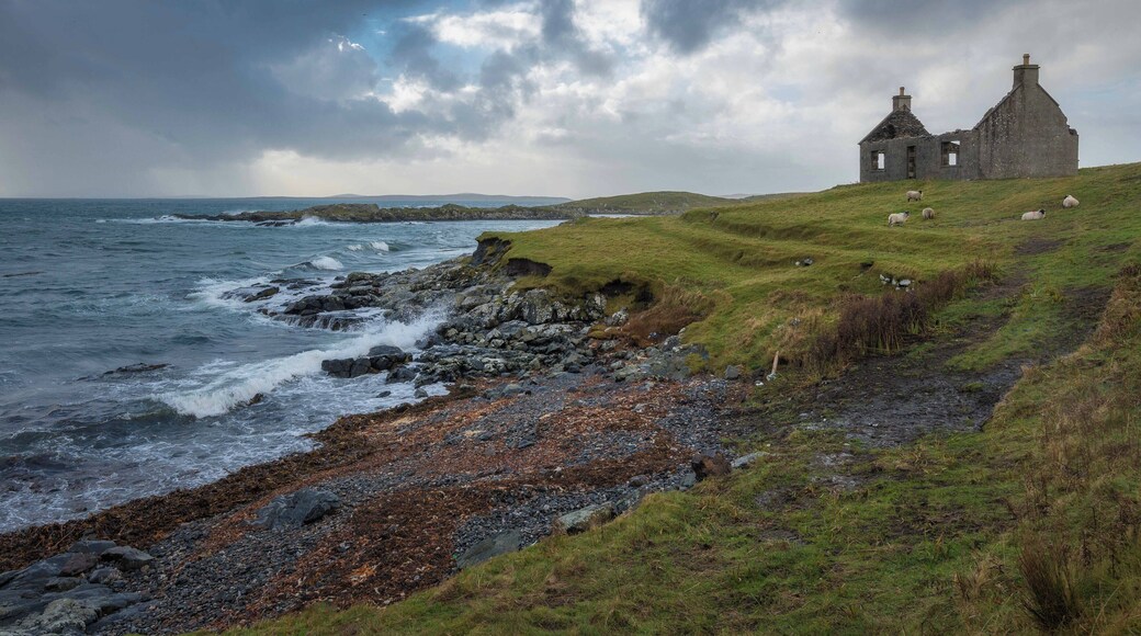 A little spot I found near Leverburgh on the Isle of Harris at the weekend. There are loads of places like this on the Outer Hebrides. It was very windy and rain showers moved across constantly, so this was hand-held.