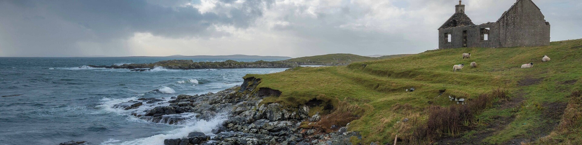 A little spot I found near Leverburgh on the Isle of Harris at the weekend. There are loads of places like this on the Outer Hebrides. It was very windy and rain showers moved across constantly, so this was hand-held.