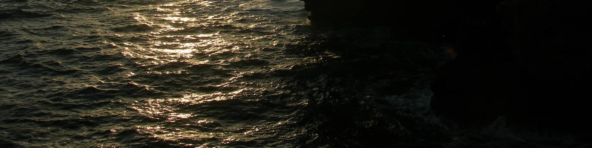 Cliff near Dancing Ledge - Low Sun