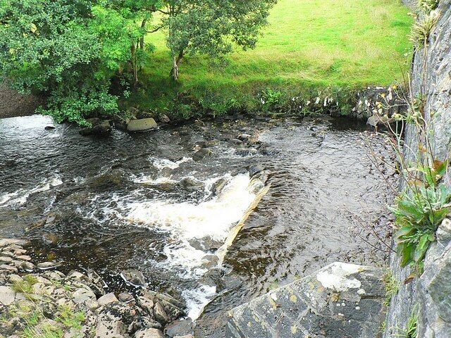 River Add The downstream side of the bridge