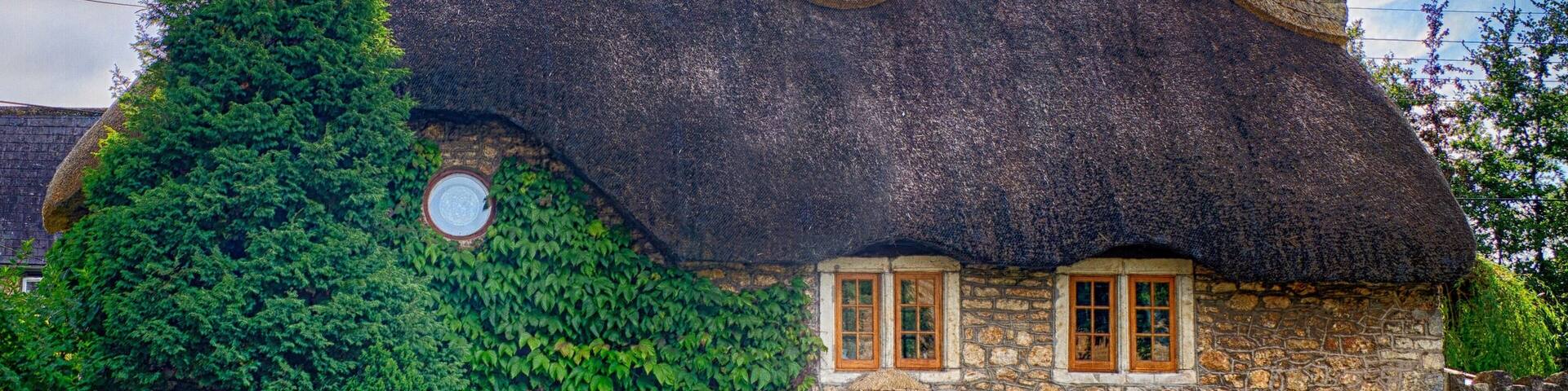 Kilmersdon is said to be the "home" of the Jack and Jill nursery rhyme, the fabled hill being recently restored as part of a local Millennium scheme. The old thatched cottage (Jack and Jill’s cottage) stands at the side of the road and the figures of Jack and Jill with their pail of water can be seen atop the roof of the cottage.