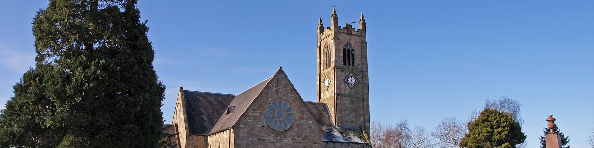 St. Maurs-Glencairn Parish Church, Kirktoun Surrounded by many old grave stones.