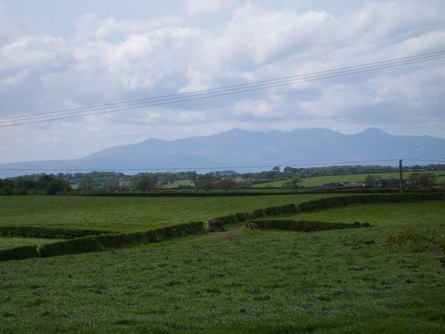 Farmland South of Kilmaurs. The isle of Arran is prominent in the background.