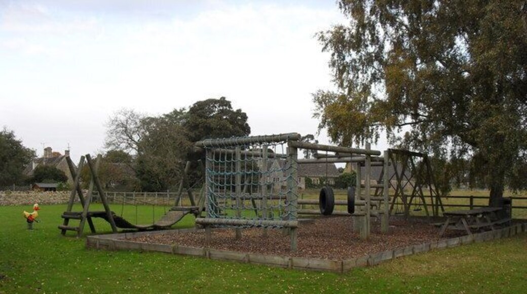 Kencot playing field