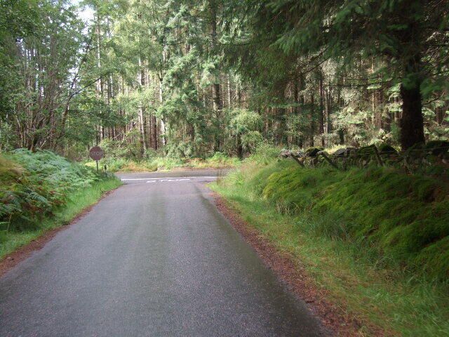 Road junction by Brathens Moss