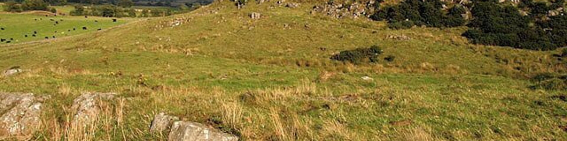 Hume Craigs Rocky outcrops on the northwest side of Hume village.