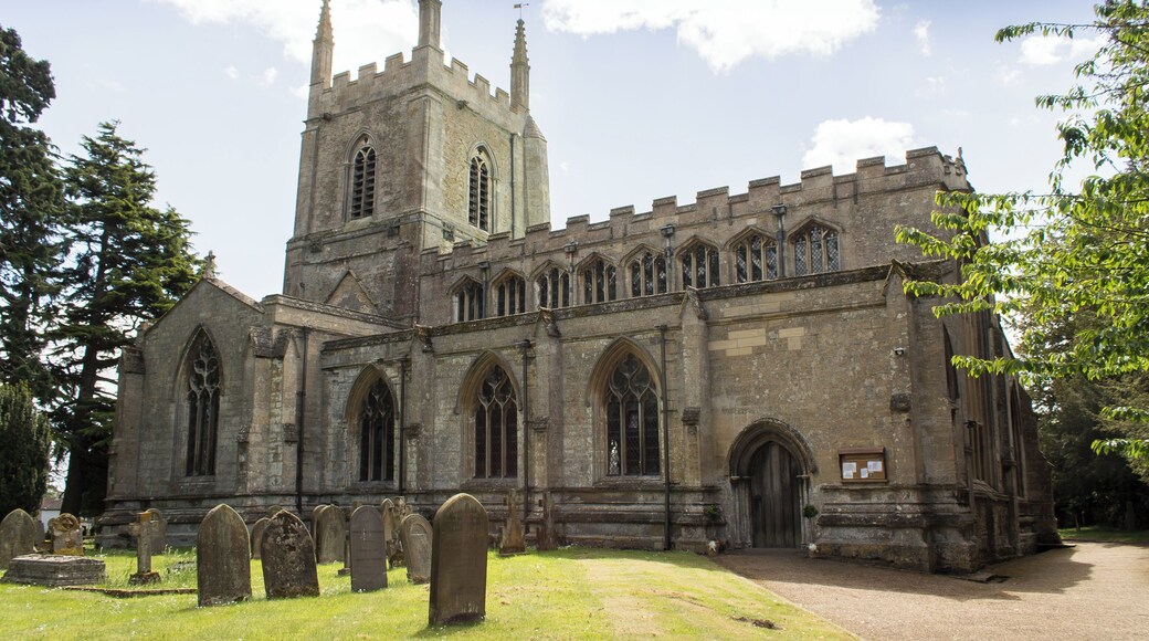 Grade I listed. The church dates from the late 12th century onwards, although a church was mentioned in the Domesday book. Originally there was a cruciform Norman church, parts of which still remain. The church could have been an ex Anglo-Saxon Minster or new Collegiate foundation. There is a nave with north and south aisles, north and south transepts with crossing tower, chancel and south porch. The west front dates from circa 1170 and was remodelled in the 15th century. The nave was constructed in the first half of the 13th century, the north and south arcades are asymmetrical. There is a set of eight windows in the late 15th century clerestory. There are four-bay arcades, the north on hexagonal piers the south has one round and two quatrefoil piers. The chancel dates from the 12th century, and unusually has a sedilia with a single round arch. The crossing tower was remodelled around 1330, and the tower has battlements and pinnacles and several gargoyles. The arches of the crossing are leaning out of line, and an attempt was made in the 14th century to repair them. This can easily been seen when looking at the nave towards the chancel. The north transept has a 15th century tomb recess with the arms of Sir Thomas La Launde, died 1470. This may also be part of an Easter Sepulchre. The church has several monuments with brass plate designed by Pugin. The octagonal font is from the 15th century and has instruments of the passion on each face. There is a two manual organ by Binns, which was removed from Bailgate Methodist Church, Lincoln. Pic by Jenny