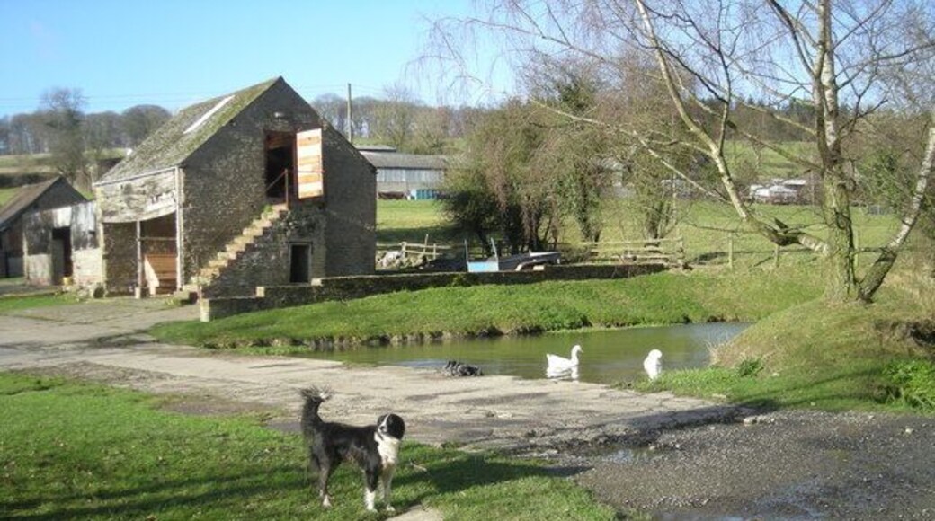 Farm entrance at Middlehope