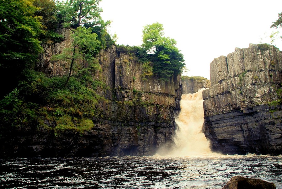 spectacular falls, Northumberland