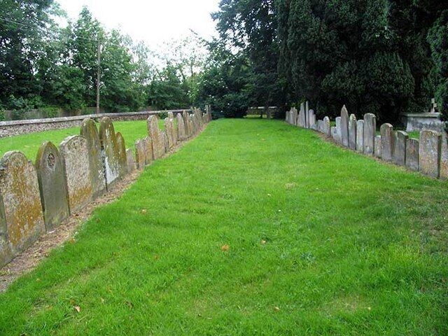 St James, Hockwold cum Wilton, Norfolk - Churchyard