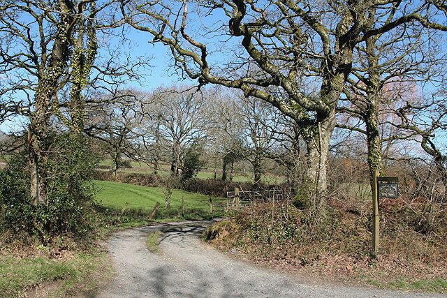 Highampton: entrance to Parkers Down Seen from the A3072 Bude-Hatherleigh road. Looking north