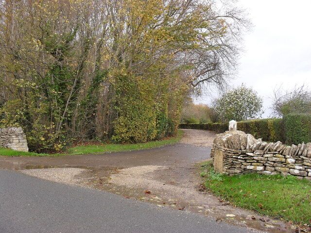 Drive to Elm Farm Barns