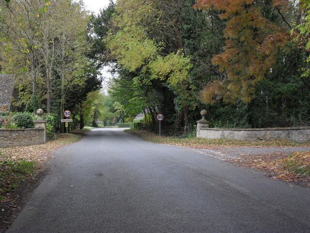 Coming into Hatherop The turning on the left is the road to Eastleach.