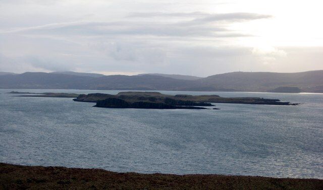 Out to sea These are the islands of Isay and Mingay on a very grey day.