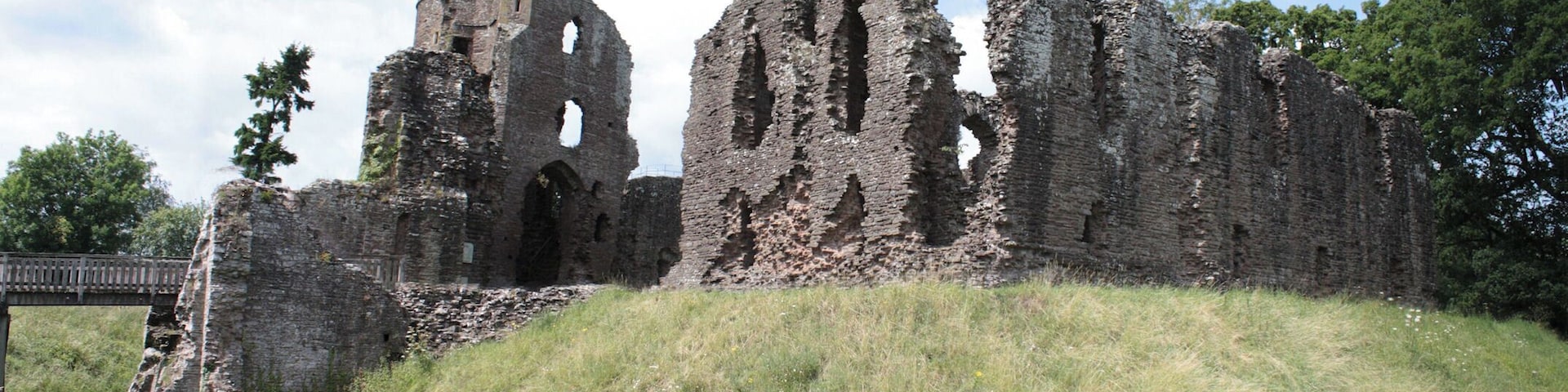 Grosmont Castle from the east. The ruined rectangular builing on the right is the early 13th-century Hall Block and to the left is the gatehouse.