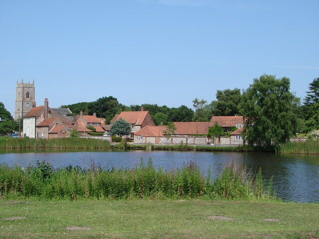 Great Massingham village pond