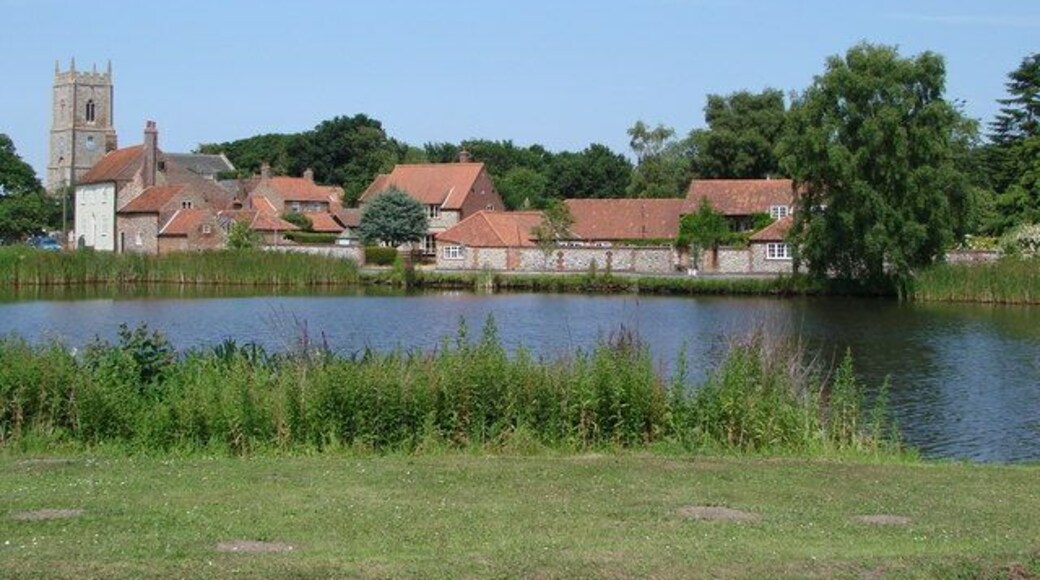 Great Massingham village pond
