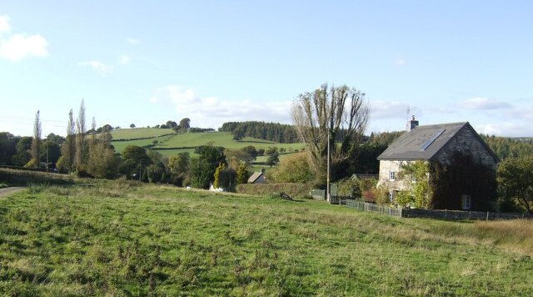 Cottage on Ciltwrch Common A hamlet on the edge of hill country north of the Wye at Glasbury.